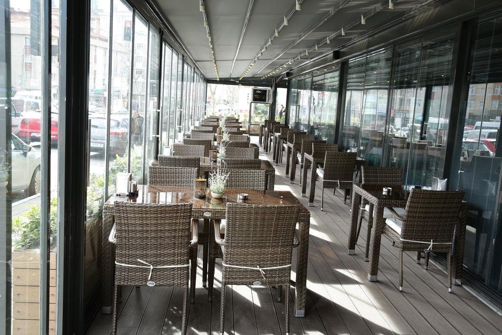 Atasehir Palace Hotel & Conference Istanboel Buitenkant foto